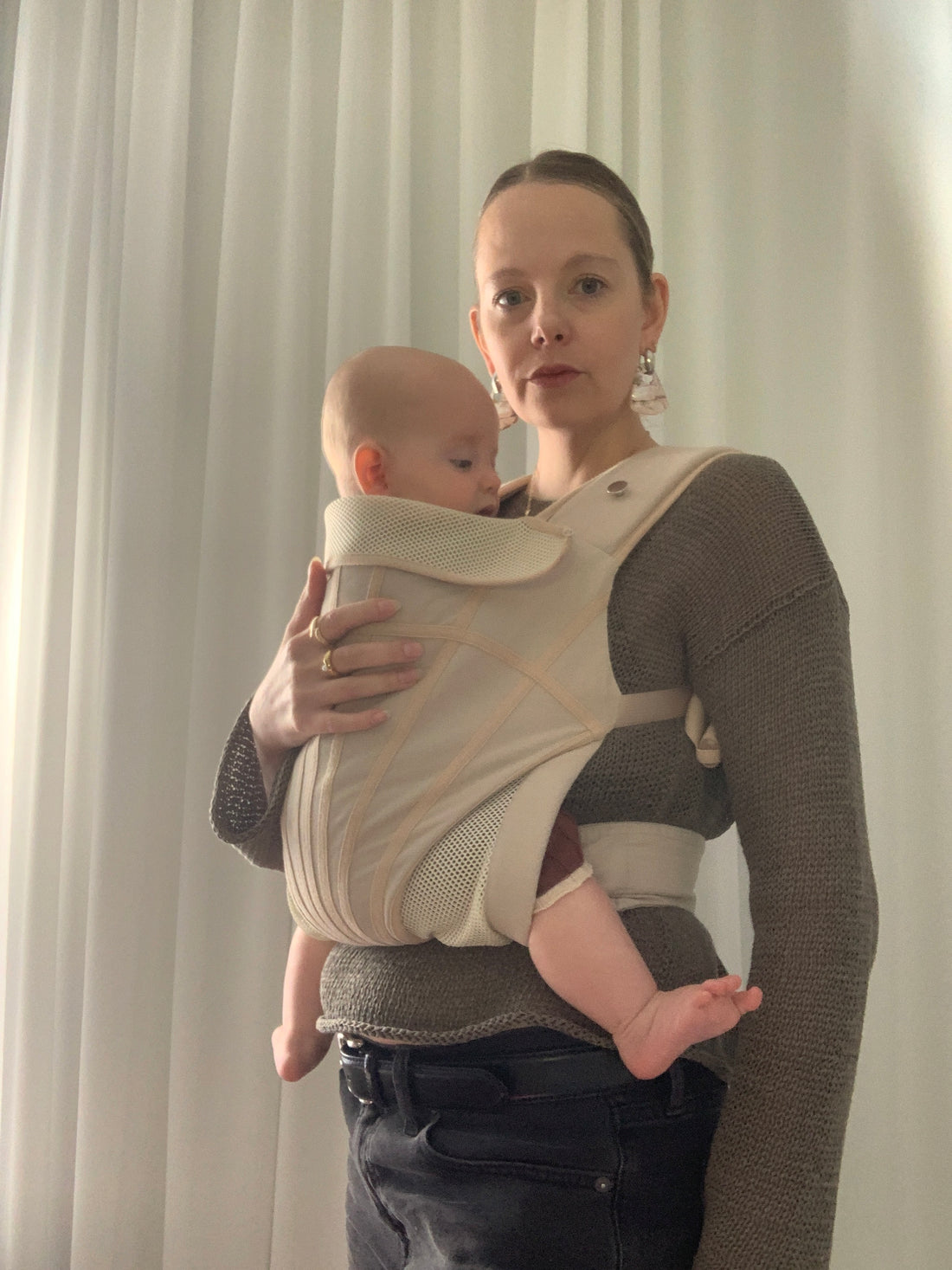 What Should I Look for in a Baby Carrier?